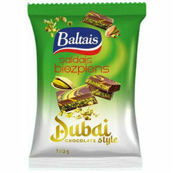 biezpiens-saldais-ar-dubaijas-sokolades-garsu-180g-baltais