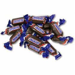 sokolades-konfektes-snickers-sveramas